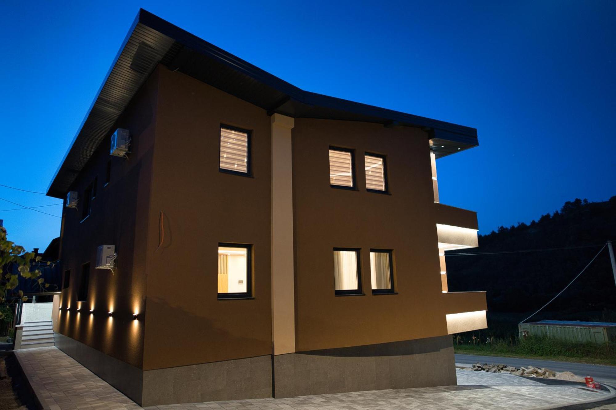 Sm Exclusive Apartments Visoko Extérieur photo