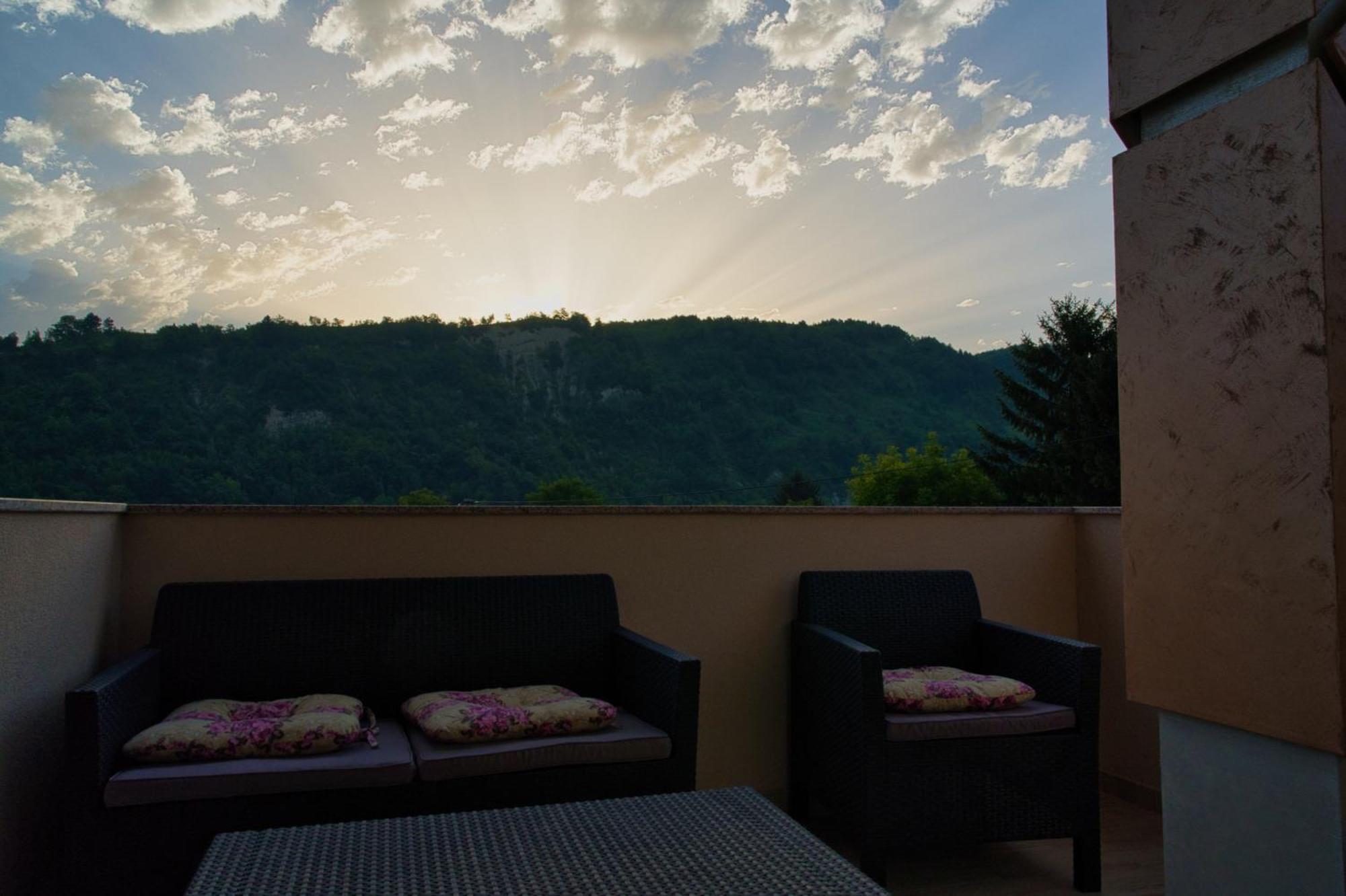 Sm Exclusive Apartments Visoko Extérieur photo